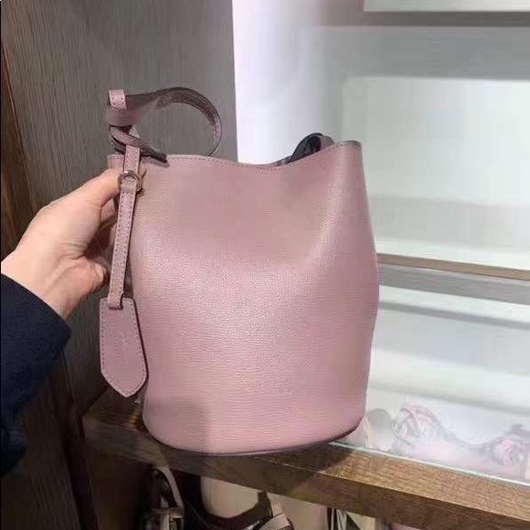 Burberry bucket bag - Picture 4 of 16
